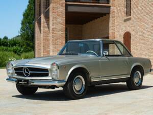 Bild 2/50 von Mercedes-Benz 230 SL (1965)