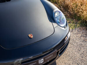 Bild 47/50 von Porsche 911 Carrera 4S (2006)