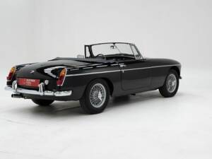 Immagine 2/15 di MG MGB (1962)