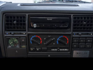 Image 16/26 of Land Rover Range Rover Classic Vogue LSEi (1994)