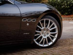 Image 8/8 of Maserati GranTurismo S (2009)