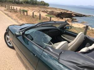 Image 20/22 of Jaguar XK8 4.0 (1996)