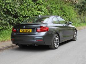 Image 6/14 of BMW M240i (2016)