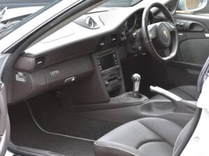 Image 37/50 of Porsche 911 Sport Classic (2010)