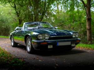 Image 4/29 de Jaguar XJS 6.0 (1994)