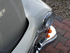 Image 24/50 of Mercedes-Benz 190 SL (1962)