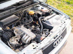 Bild 69/70 von Audi 90 - 2.3E (1990)