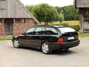 Bild 79/89 von Mercedes-Benz C 43 AMG T (1998)