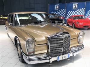 Immagine 2/42 di Mercedes-Benz 600 (1968)