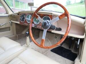 Bild 22/36 von Aston Martin DB 2&#x2F;4 Mk I (1954)