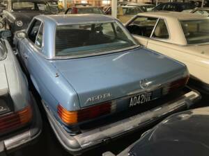 Immagine 2/19 di Mercedes-Benz 450 SL (1975)