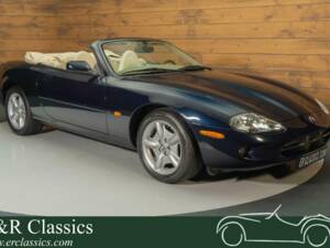 Immagine 1/19 di Jaguar XK8 4.0 (1997)