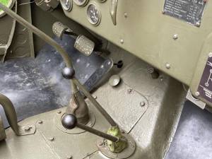 Image 22/28 of Willys MB (1944)