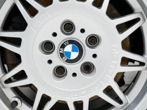 Image 13/15 of BMW M3 (1994)