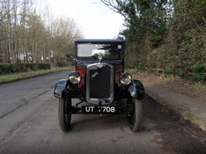 Image 2/13 of Austin 7 Saloon (1930)