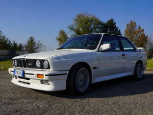 Immagine 3/34 di BMW M3 (1987)