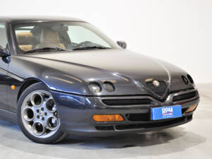 Image 2/30 of Alfa Romeo GTV 2.0 V6 Turbo (1996)