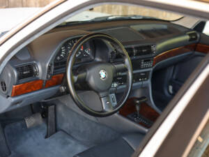 Bild 6/70 von BMW 735i (1991)