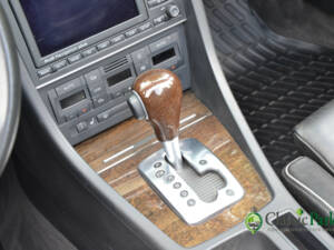 Image 42/50 of Audi S4 (2005)