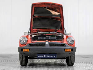 Image 37/50 of MG MGB (1976)
