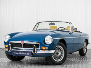 Image 3/50 de MG MGB (1973)