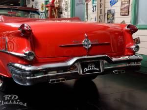 Image 10/50 of Oldsmobile 98 Starfire (1956)