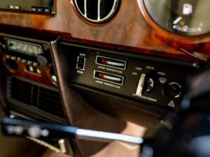 Immagine 17/24 di Rolls-Royce Silver Spur (1981)