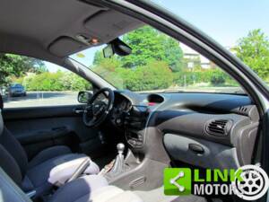 Imagen 7/10 de Peugeot 206 2.0 (2000)