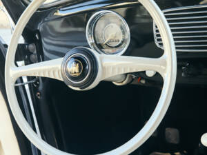 Image 90/130 of Volkswagen Beetle 1200 Export &quot;Oval&quot; (1954)