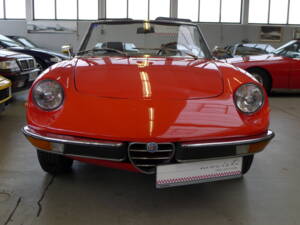 Immagine 32/32 di Alfa Romeo Spider 1600 Junior (1975)