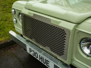 Bild 15/50 von Land Rover Defender 90 (1996)