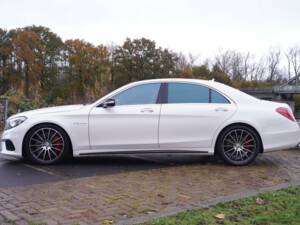 Image 3/7 of Mercedes-Benz S 65 AMG Coupé (2015)