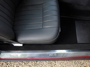 Bild 47/50 von Jaguar XJ 6 C 4.2 (1976)