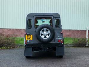 Bild 10/50 von Land Rover Defender 90 (2013)