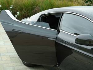 Bild 22/50 von Aston Martin Rapide (2010)