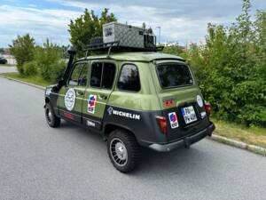 Afbeelding 6/58 van Renault R 4 GTL Sinpar 4x4 (1983)
