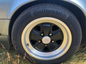 Image 15/50 of Porsche 911 Carrera 3.2 (1984)