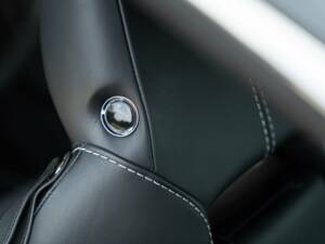 Image 42/50 de Aston Martin V8 Vantage S (2013)