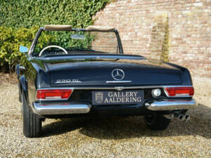 Image 41/50 de Mercedes-Benz 230 SL (1966)