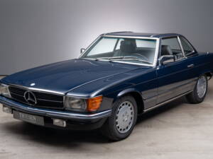 Image 1/24 of Mercedes-Benz 500 SL (1983)