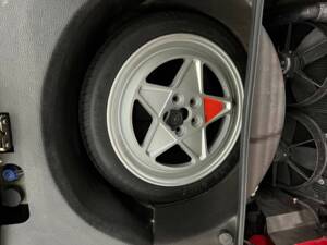 Image 11/22 of Ferrari 328 GTB (1986)