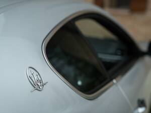 Bild 17/50 von Maserati GranTurismo S (2009)