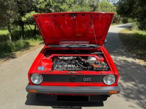 Immagine 4/31 di Volkswagen Golf I GTI 1.6 (1982)