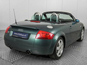 Image 27/50 of Audi TT 1.8 T quattro (2000)