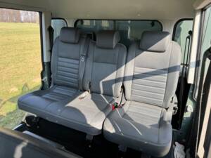 Bild 37/56 von Land Rover Defender 130 Double Cab (2010)