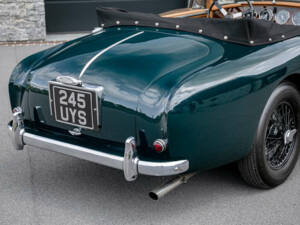 Image 9/50 of Aston Martin DB 2&#x2F;4 Mk I DHC (1954)