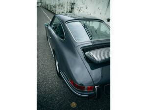 Image 35/50 de Porsche 911 2.4 E &quot;Oilflap&quot; (1972)