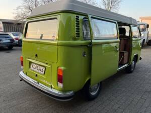 Image 8/57 of Volkswagen T2b Westfalia (1978)