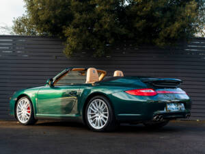 Image 2/53 of Porsche 911 Carrera 4S (2010)