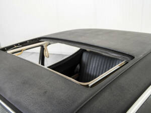 Image 38/50 of Opel Olympia 1700 S (1968)